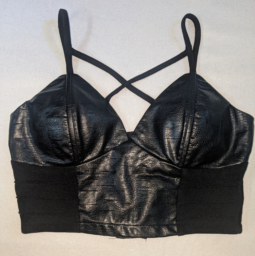 A'Gaci Faux Leather Corset Crop Top